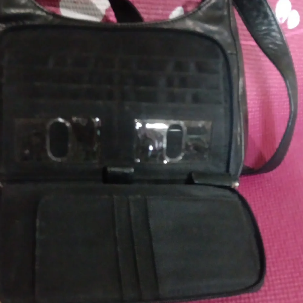 Fossil Black Leather Shoulder Bag - Picture 4 of 9